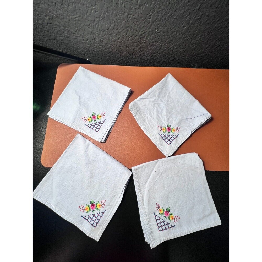 Vintage Handmade Embroidered Floral 16"x15" Cross Stitch Linen Napkins Set of 4